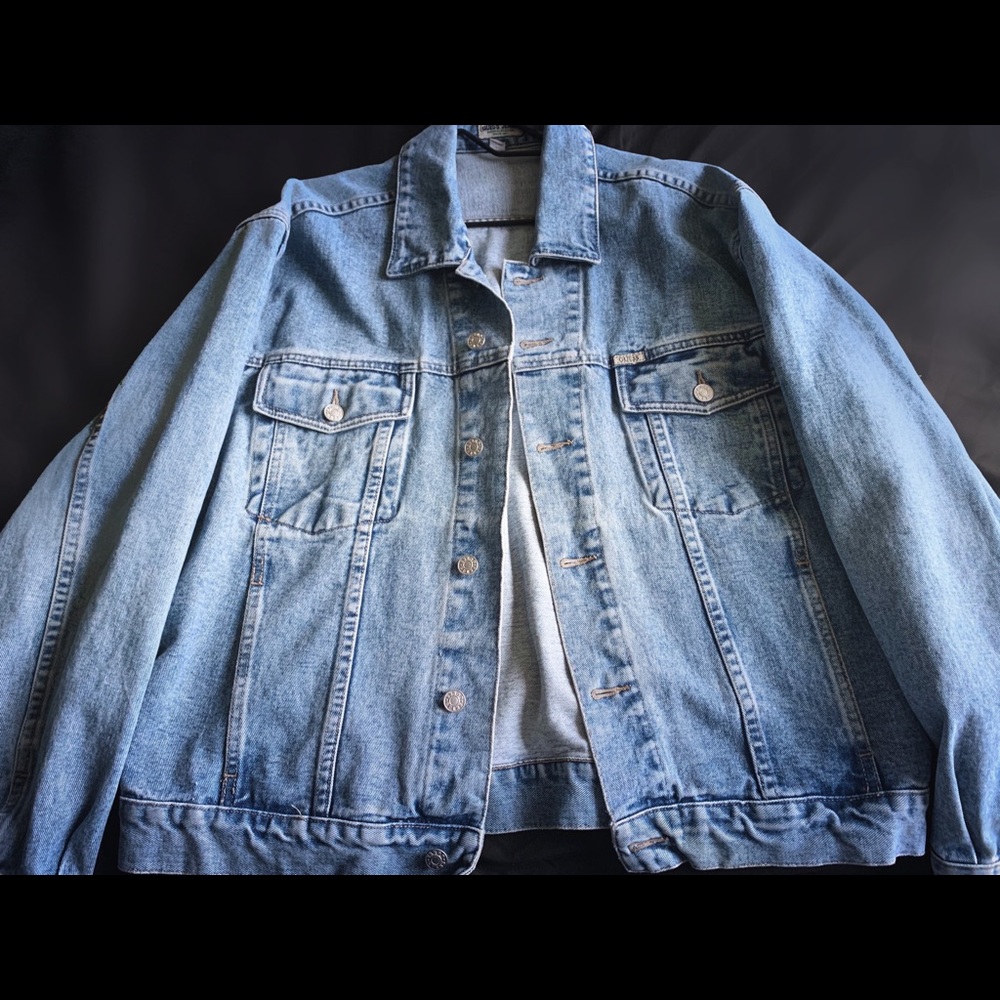 Vintage Light Wash Denim Guess Jacket